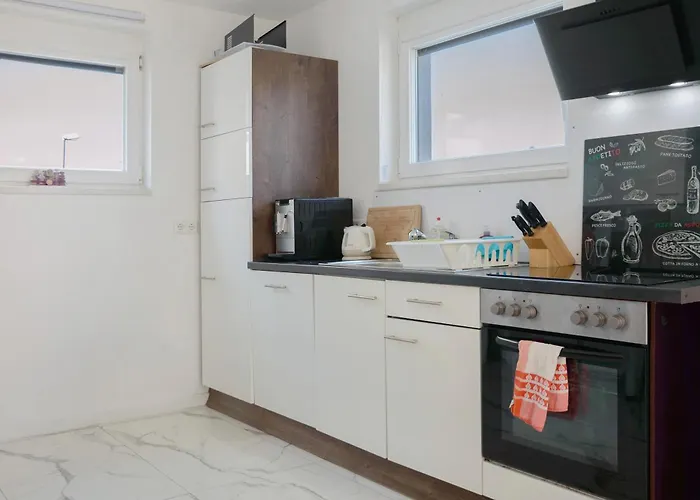 Neubau 1 Vakantiehuis *
