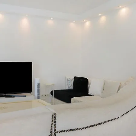 Neubau 1 Vakantiehuis *