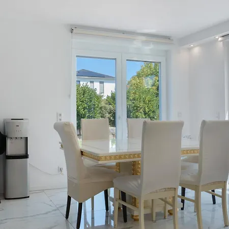 Vakantiehuis Neubau 1 Oberasbach