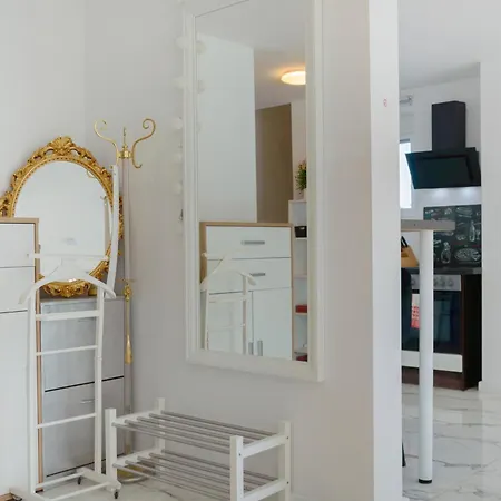Neubau 1 Vakantiehuis *