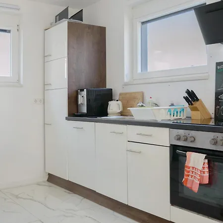 Neubau 1 * أوفا آسباخ