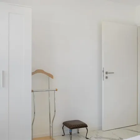 بيت للعطل Neubau 1 *