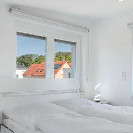 Neubau 1 بيت للعطل